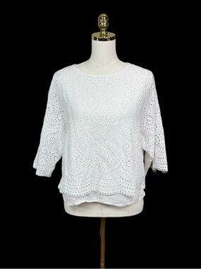 Woman’s Lauren Ralph Lauren white boho eyelet top size M